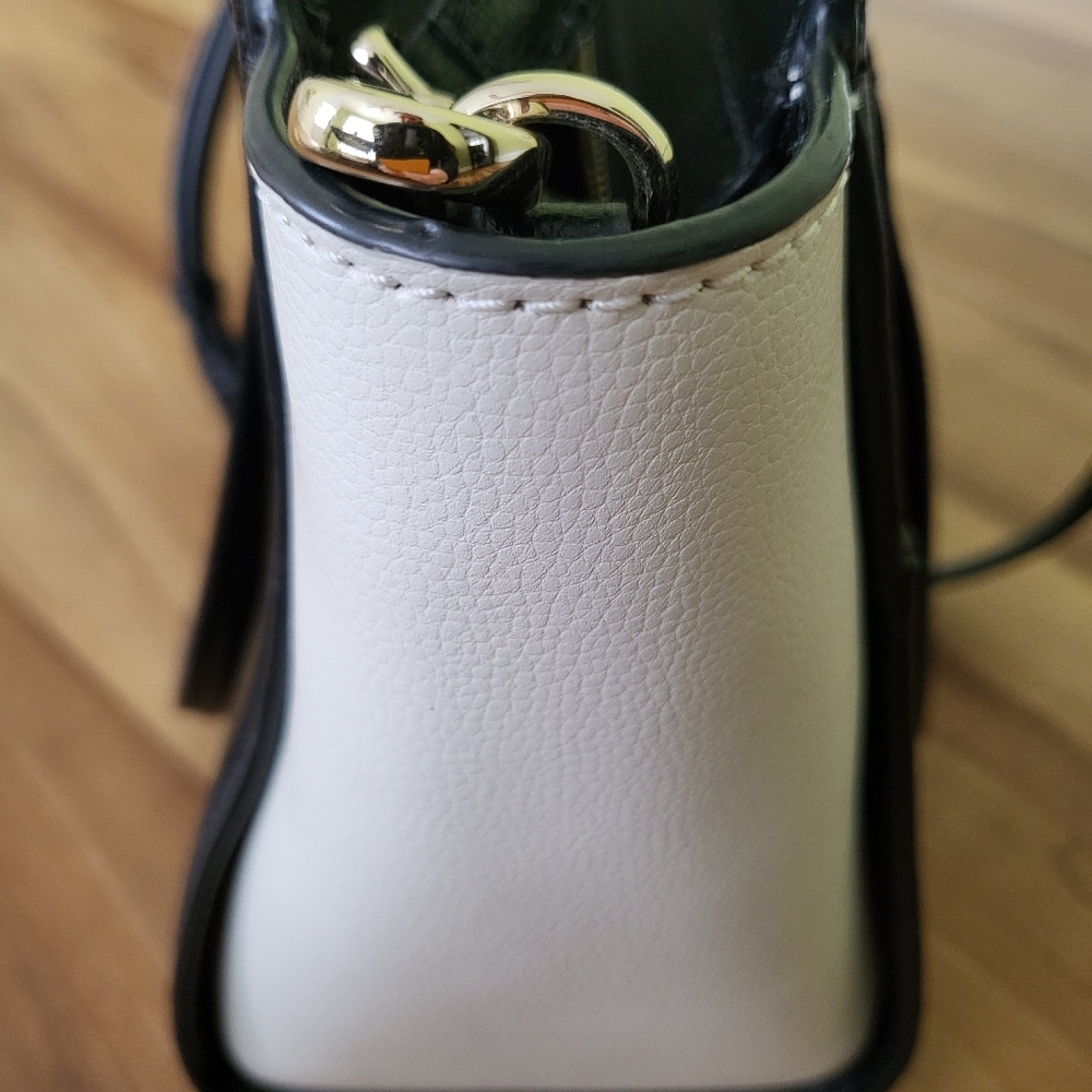 SOLD Kate Spade New York  •  Patterson Drive "Geraldine" Satchel Purse - Picture 4 of 10